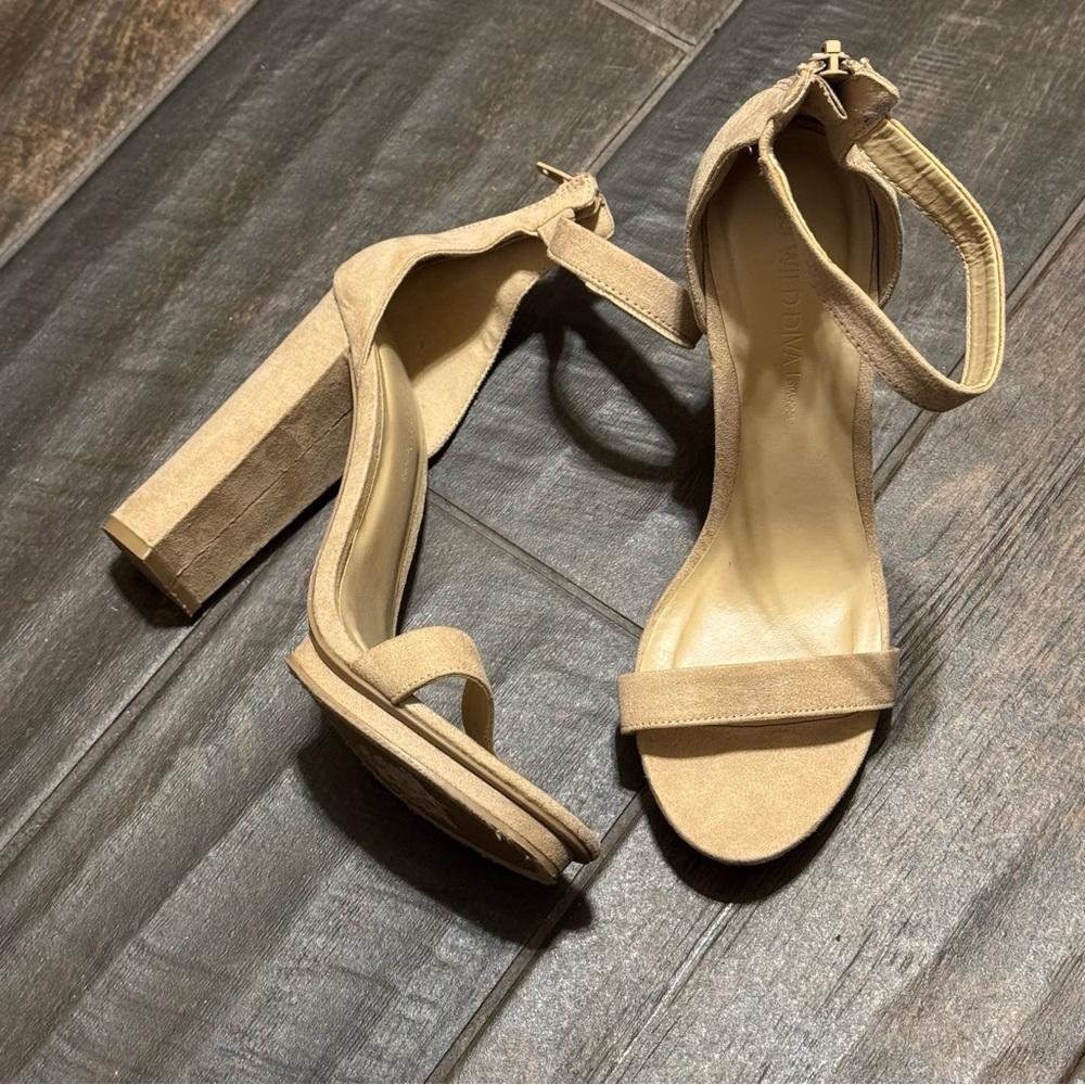 EUC Wild Diva Platform Block Heels